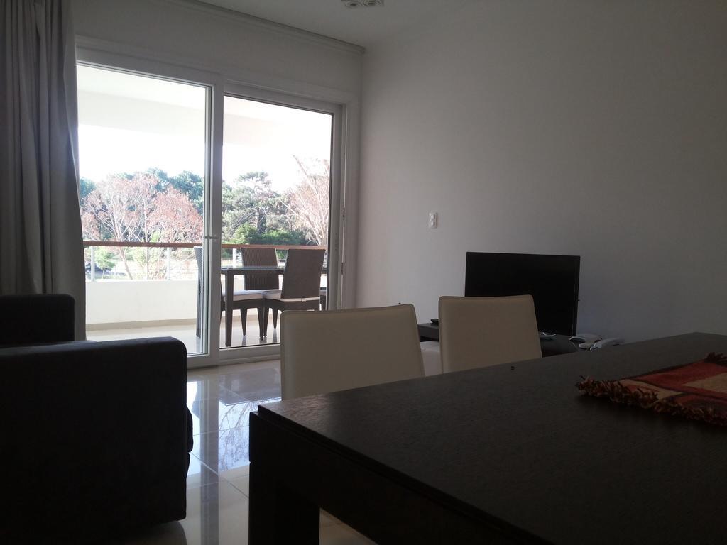 Apartments Greenpark 蓬塔巴雷纳 客房 照片